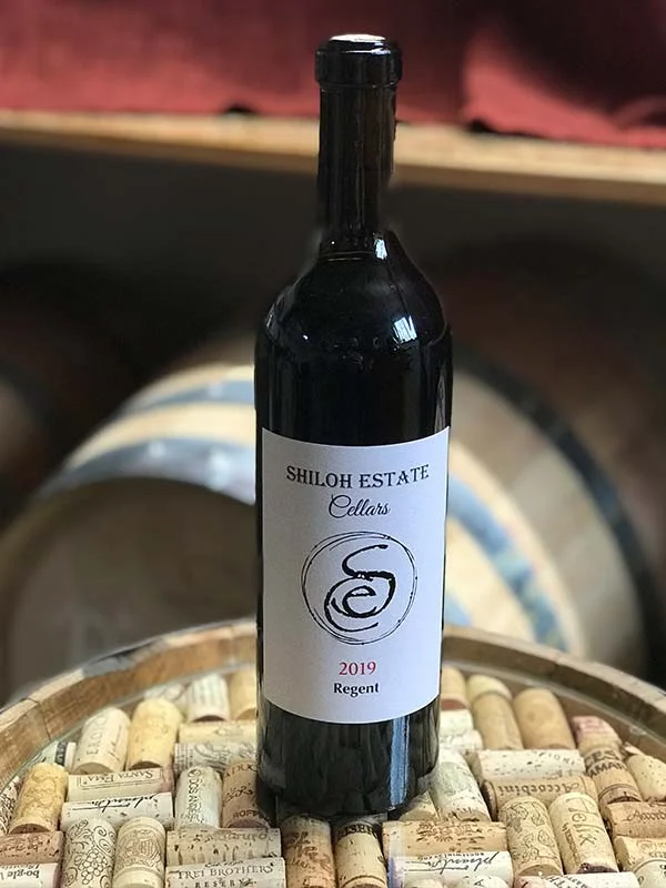 Golubok Red Wine - Delight in the inky depths and delicious flavors of bright cherry, leather, tobacco, and spice from Sumner, Washington.